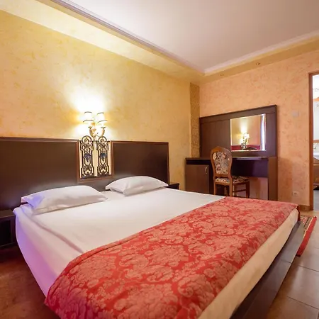 Iris-mimoza Hotel Jupiter