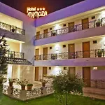 Iris-mimoza Hotell 3*