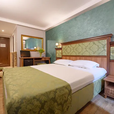 Hotel Iris-mimoza