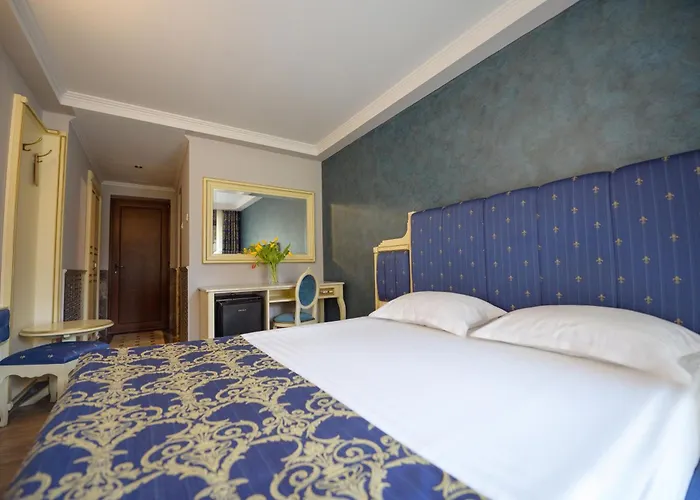 Iris-mimoza Hotel 3*